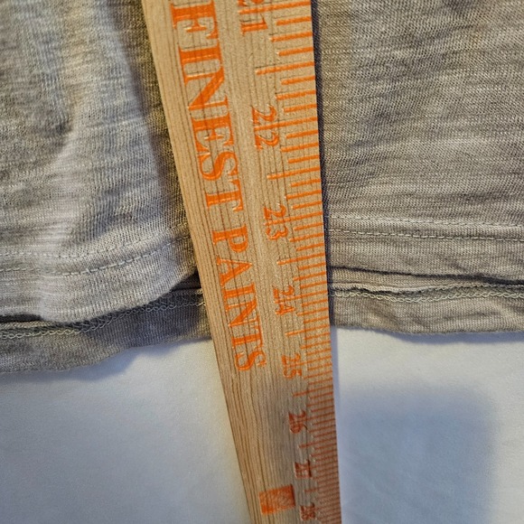 Denver Broncos NFL Teens Apparel T Shirt Womens Medium grey V Neck Fitted - Picture 4 of 5